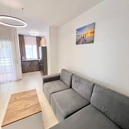 Διαμέρισμα Neon Waves By Adriatic Living Golem (Tirana)