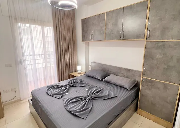 Neon Waves By Adriatic Living Daire *