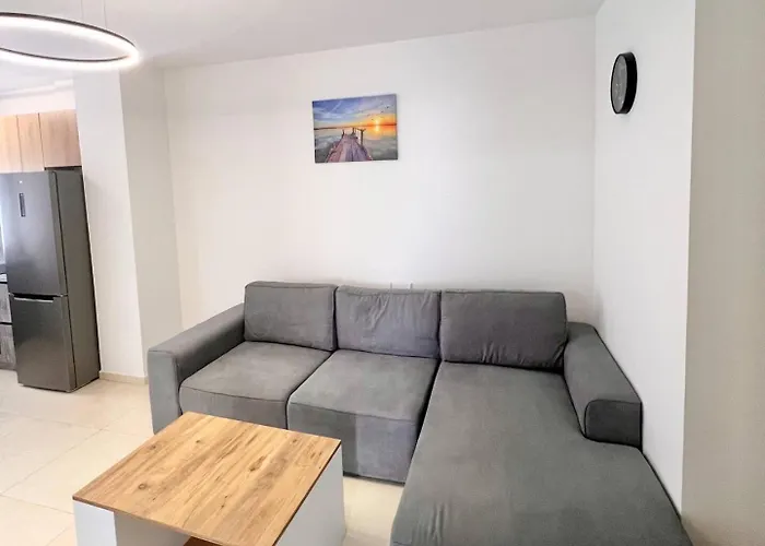 Daire Neon Waves By Adriatic Living Golem (Tirana)