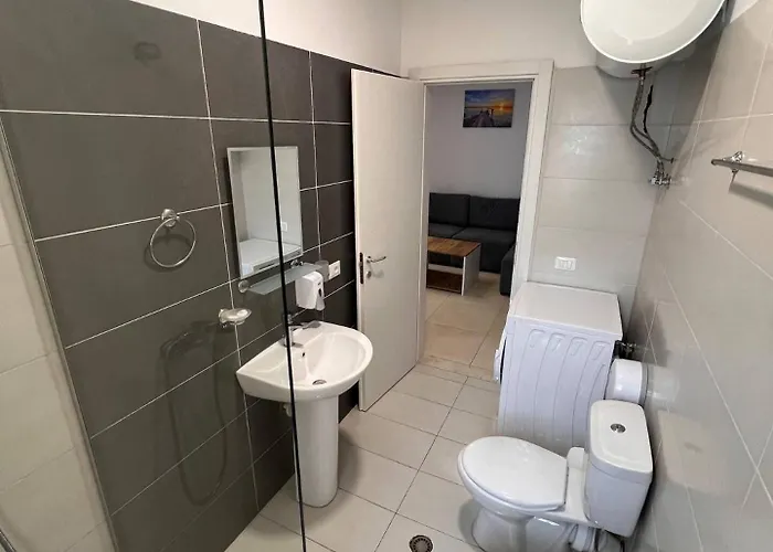 Daire Neon Waves By Adriatic Living Golem (Tirana)